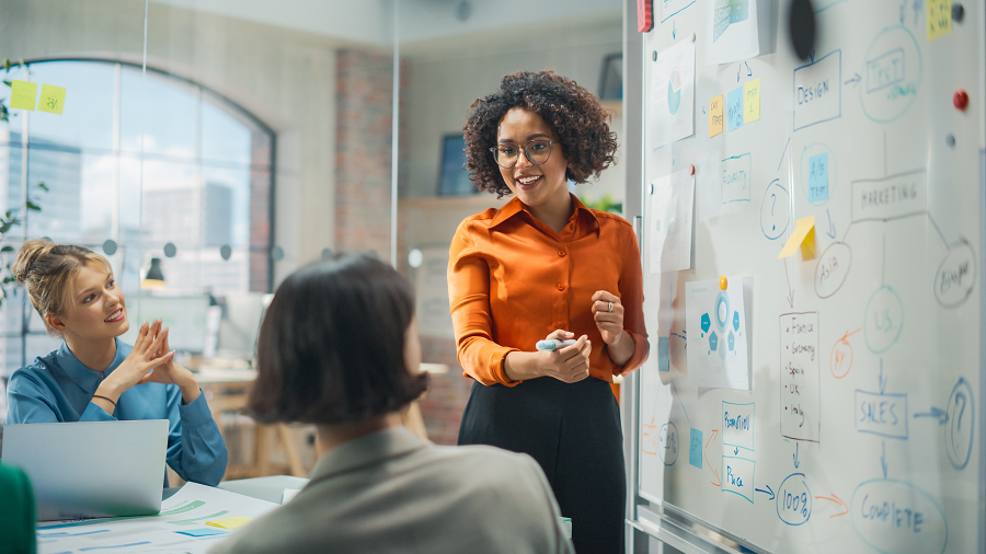 How do First Party Data Vendors Help Improve Your Marketing Campaigns?